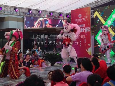潮宠乐队的服饰魔法 巡演必备，就在萌宠乐队工厂租赁舞台之下